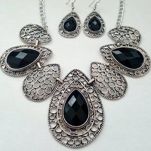 Chunky Vintage Silver Faux Crystal Necklace Set